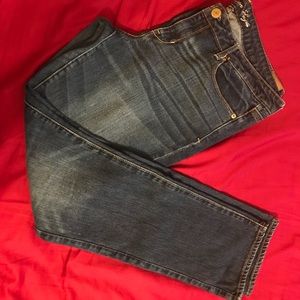 Women’s size 16 stretch American Eagle skinny jean